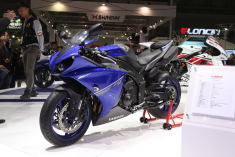 第十三届摩博会新浪摩托高清实拍2013款雅马哈R1