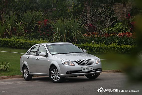 2013款别克凯越优惠1.2万 送礼包