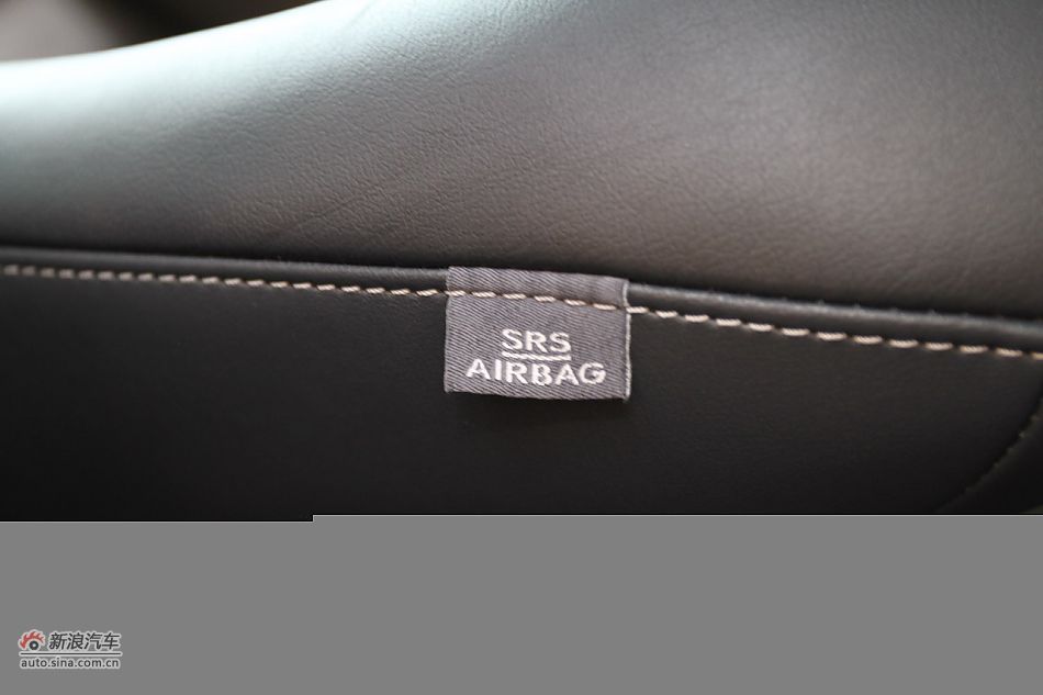 雷克萨斯CT200h_CT200h-混动内饰图片_汽车