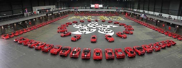 600多台跃马齐聚 法拉利香港30周年庆典