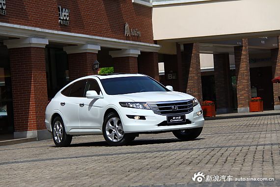 歌诗图推2.4升排量 2012款25.98万起售