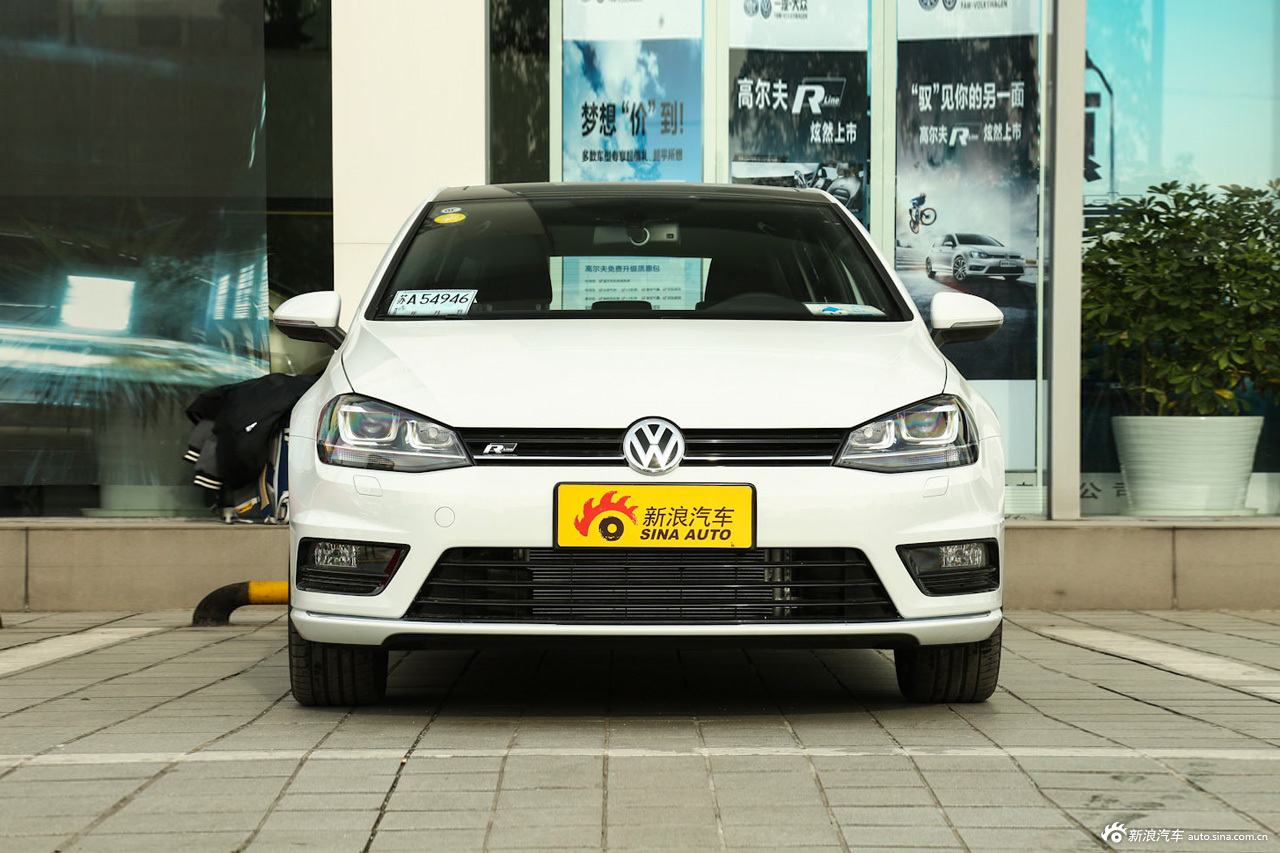 2016款高尔夫1.4t自动r-line