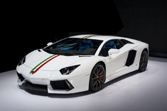 全新兰博基尼Aventador LP 700-4 Nazionale