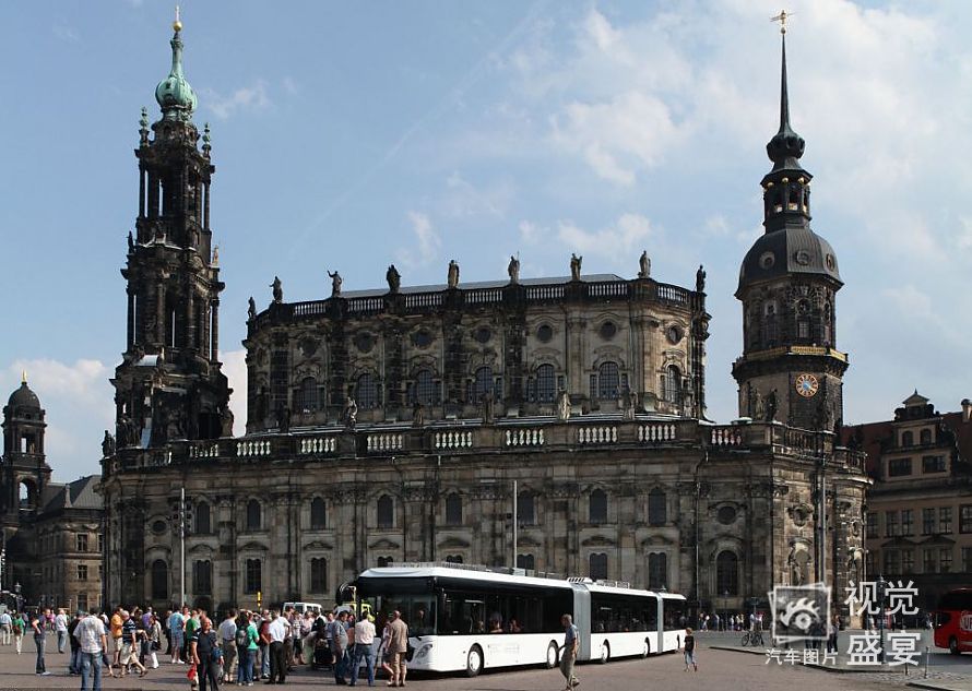 世界超长公交车集锦_18842400_汽车图库