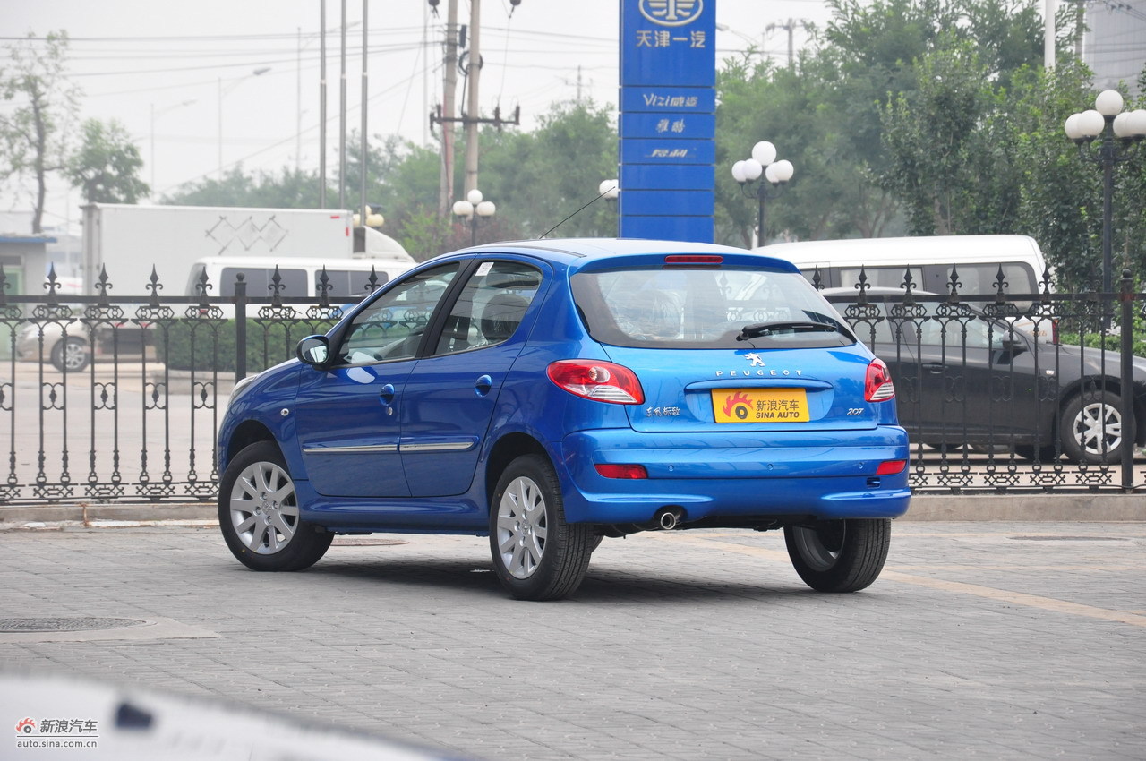 2011款标致207两厢_标致207外