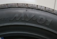 215/50R17 95V