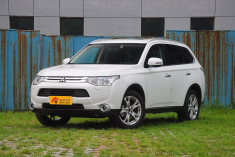 实惠家用车 实拍三菱欧蓝德