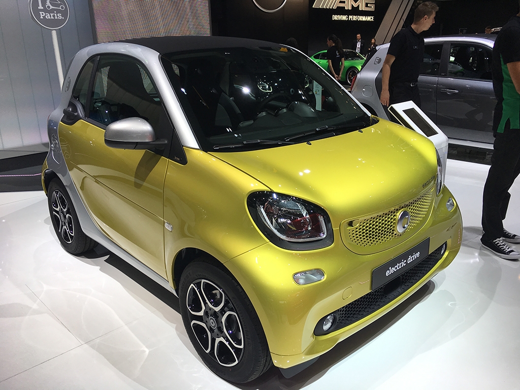 巴黎车展：smart三款电动版车型