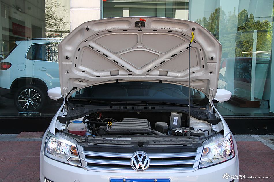 桑塔纳2000时代超人