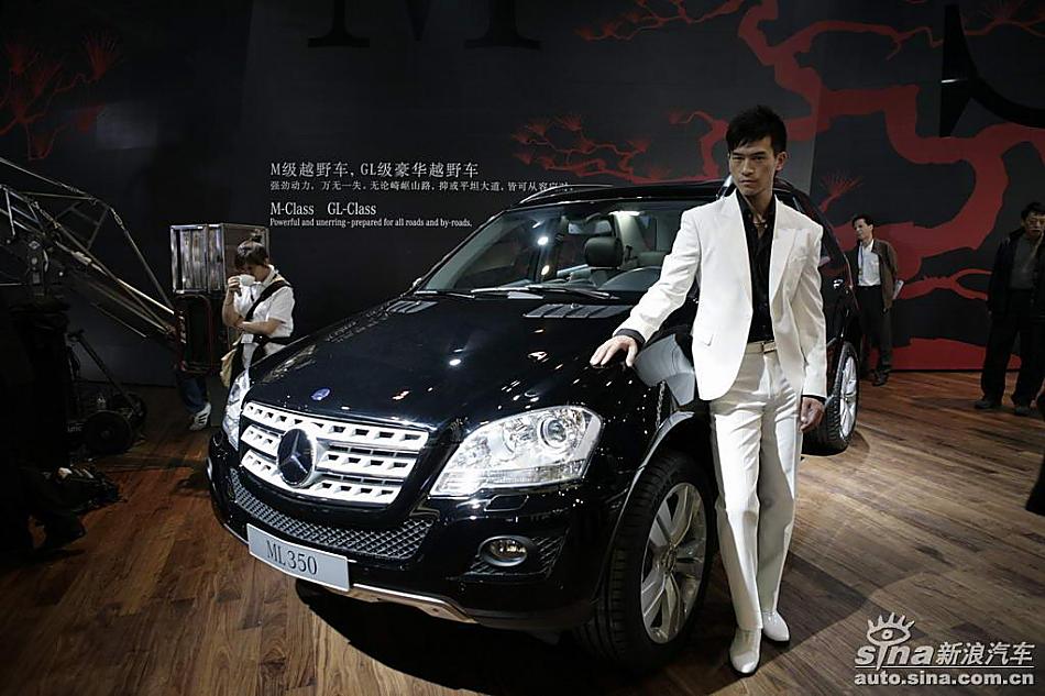 奔驰ML350_奔驰ML级车展图图片72562_汽车