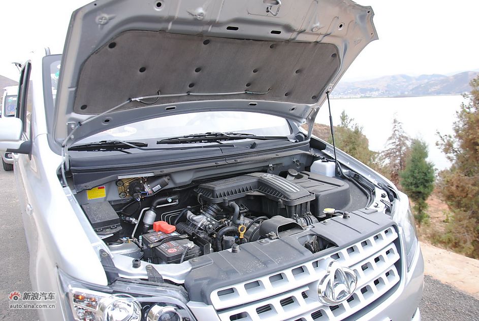 长安欧诺1.3升发动机_长安欧诺底盘图片1176