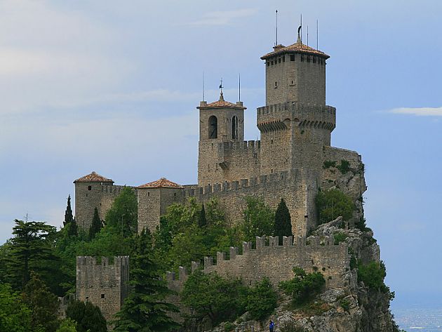 圣马力诺 一个令人想起法拉利的地方