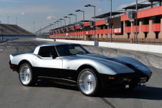 跑车杀手 78年款克尔维特获新生