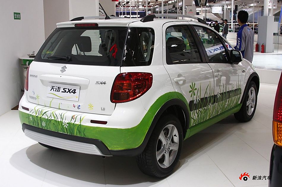 铃木天语SX4两厢_SX4车展图图片252659_汽