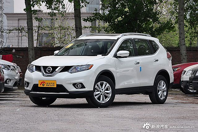 2014款奇骏2.5L XL ITS+NAVI 自动四驱尊享版