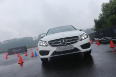 交相“徽”映 梅赛德斯-奔驰C级挑战赛
