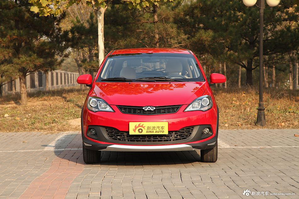 2014款风云2 1.5L手动两厢新青年版