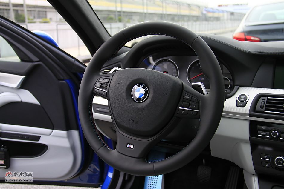 2012款宝马M5_宝马M5内饰功能图片1074287