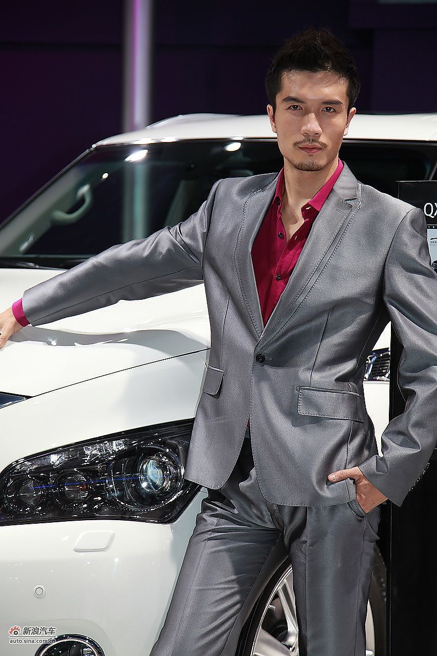 2011广州车展男模高清图集