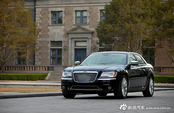 全新进口克莱斯勒300C将亮相北京车展