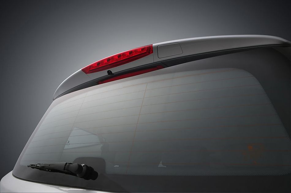 导流板与高位刹车灯_路帝图片19295_汽车图库_新浪汽车_新浪网