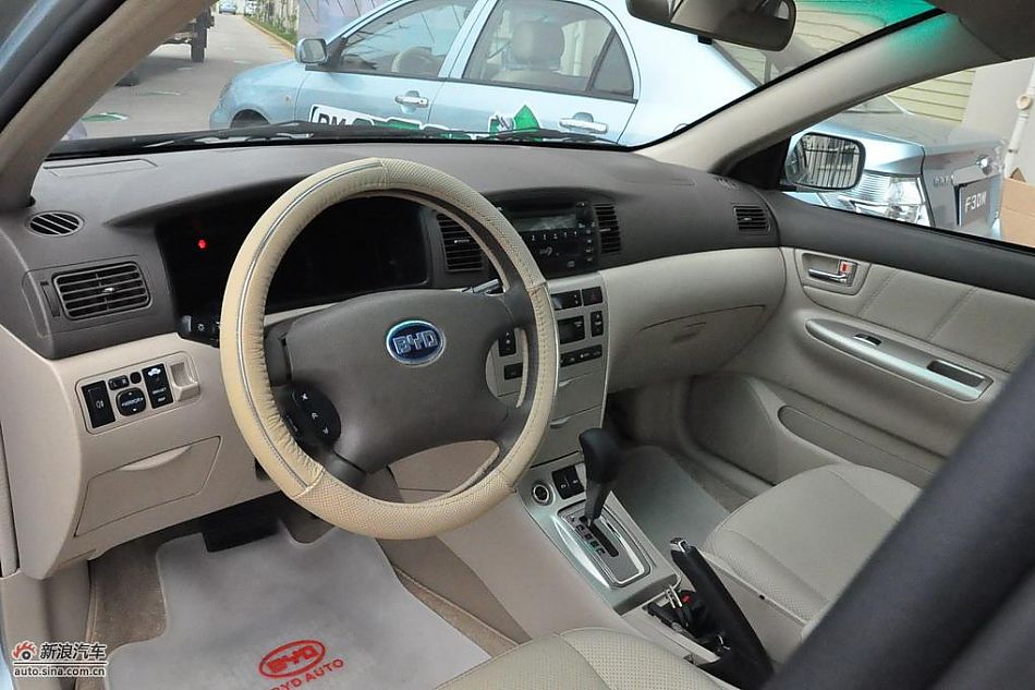 比亚迪F3DM低碳版双模电动车内饰图_比亚迪