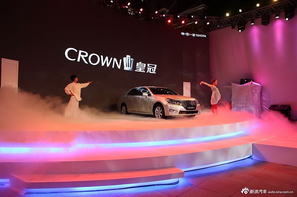2012新款crown皇冠上市发布会现场图集_176