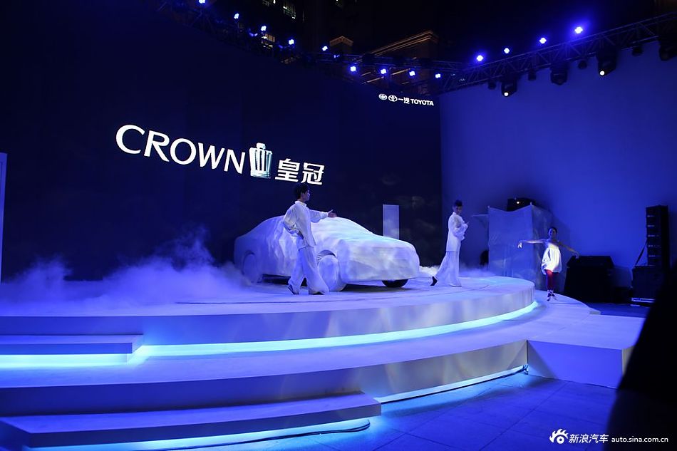 2012新款crown皇冠上市发布会现场图集_176