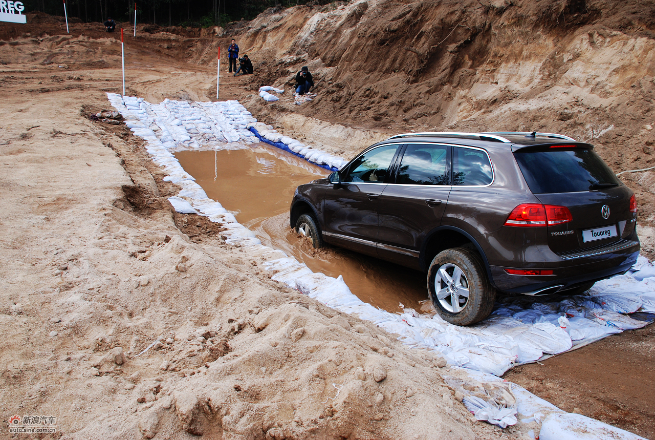 大众途锐全包围脚垫新途锐选什么牌子好 同款