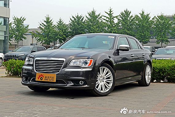 300C最高直降9.05万 新浪购车享特价