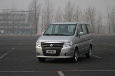 经济适用车 新浪试车图解帅客2.0L自动旗舰型