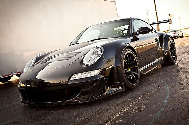 轮上575马力 911 Turbo变身公路版RSR