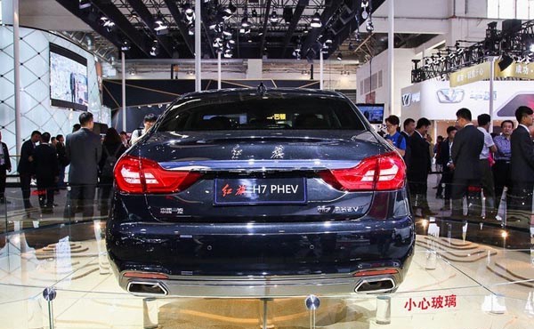 新款红旗H7明年春季上市 混动版油耗3.6L