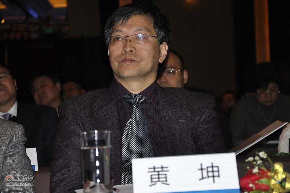 北京京宝行汽车销售服务有限公司董事长 黄坤