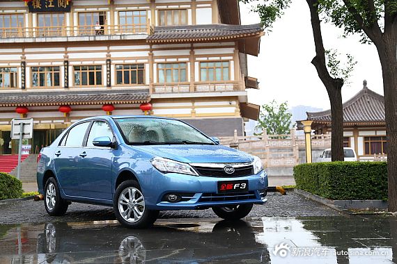 比亚迪F3现金优惠3000元 店内少量现车