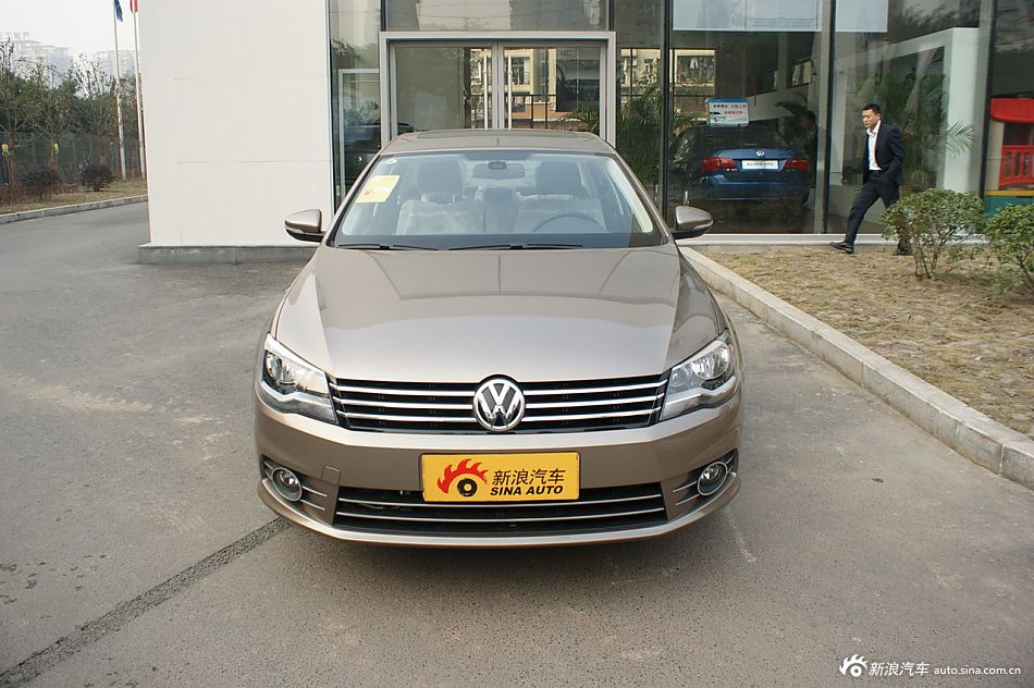 2013款新宝来_新宝来外观图片23313317