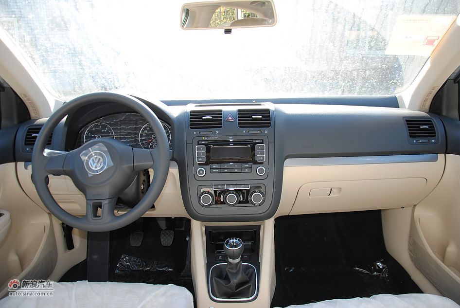 2011款速腾1.6L手动时尚型_速腾图片899332