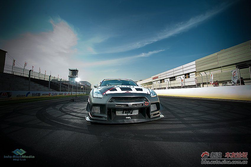 日产战神900匹GTR赛道_8783324_汽车图库_新浪汽车_新浪网