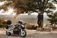 2013款雅马哈FJR1300A/AS休旅车组图赏