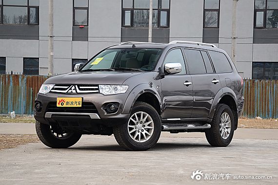 帕杰罗·劲畅7.4折起  新浪购车促销中