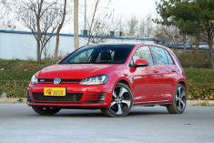 性能小钢炮 实拍全新高尔夫GTI