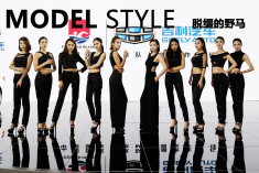 2015广州车展 脱缰的野马model style