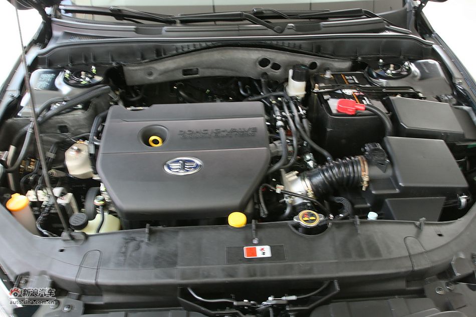 奔腾B70 2.0L自动智领型_B70引擎底盘图片82