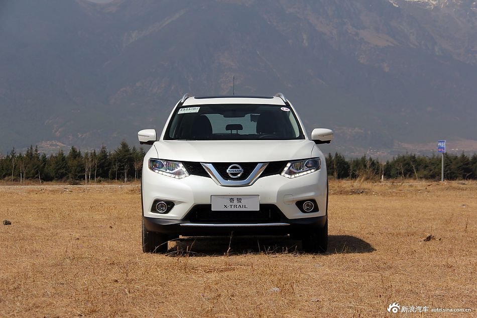 帕拉丁和奇骏外观图片对比哪个好_帕拉丁和奇