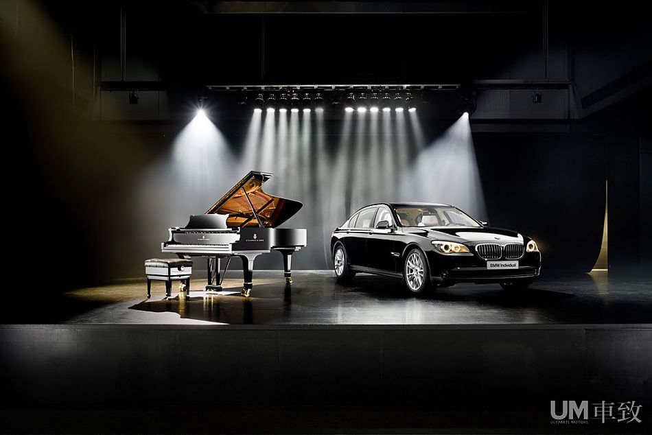 BMW 7系斯坦威全球限量版钢琴(32\/32)