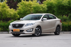 新浪汽车实拍2015款海马福美来