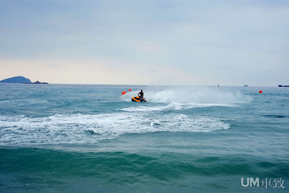 庞巴迪喜度摩托艇 水上乐趣新选择_41933740_汽车图库_新浪汽车_新浪网