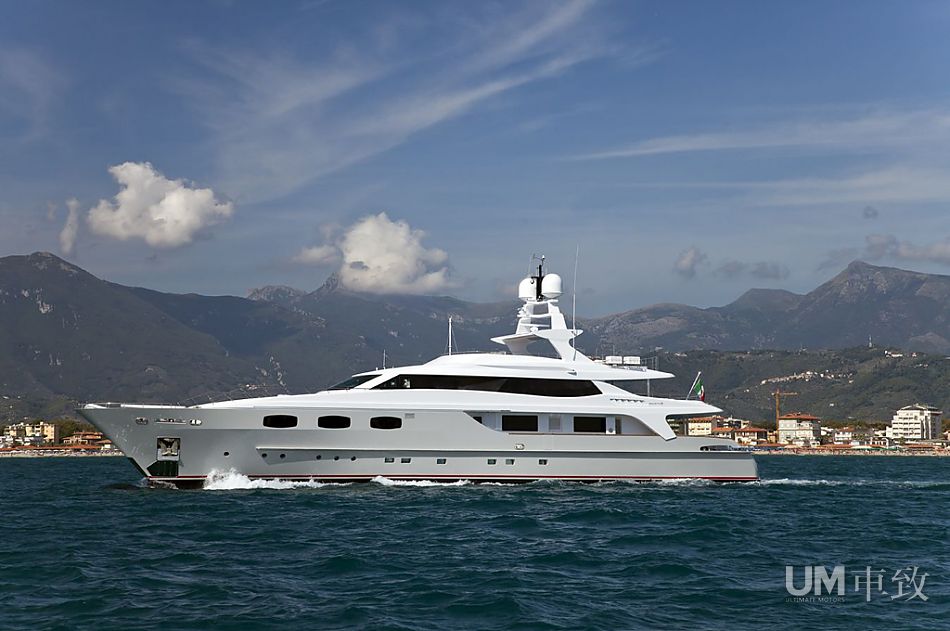 43米大玩具 超级游艇WHY WORRY身价过亿(1