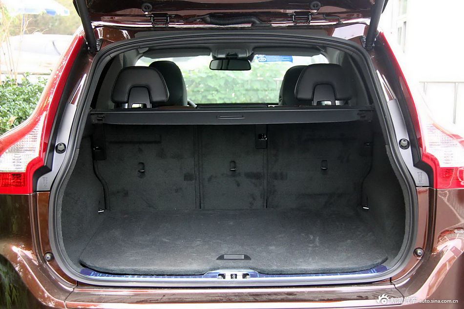 宝马X3和沃尔沃XC60外观图片对比哪个好_宝