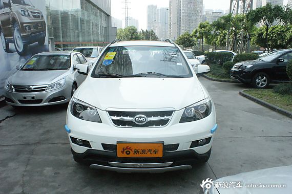 比亚迪S6全系官降 最高直降1万元